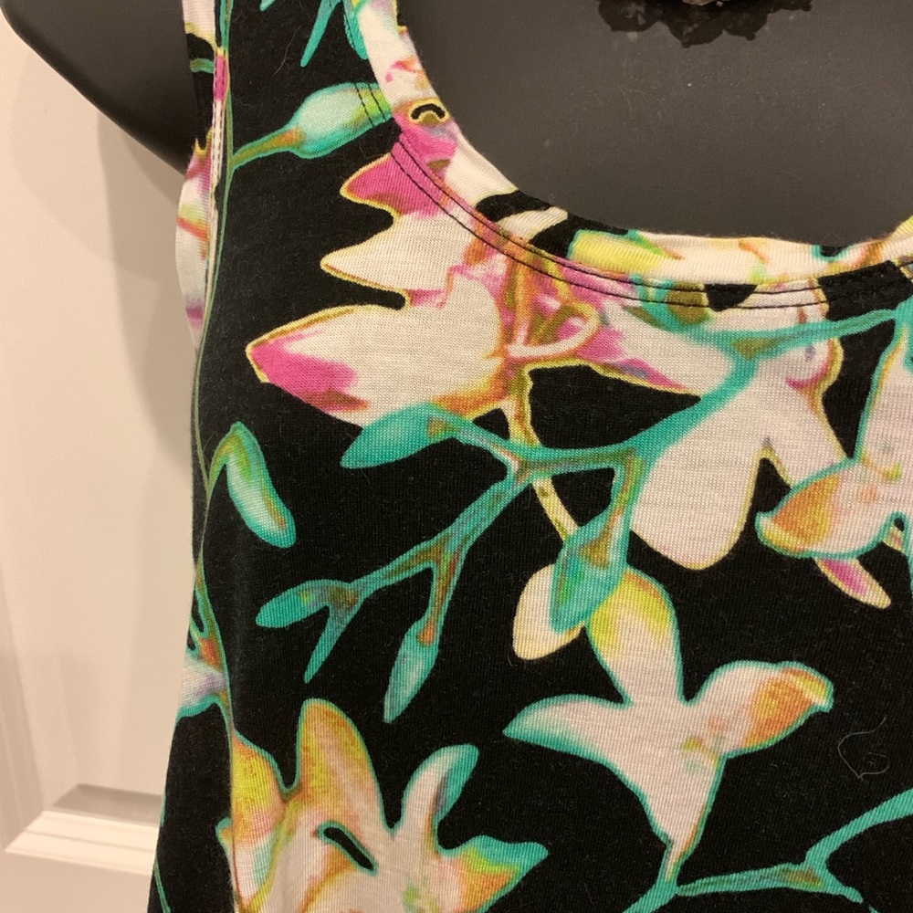 TROPICAL PRINT TOP - Picture 2 of 6